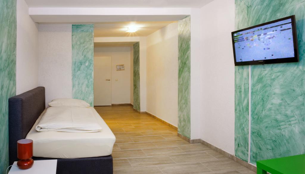 Hotel Alte Fabrik メットマン 部屋 写真