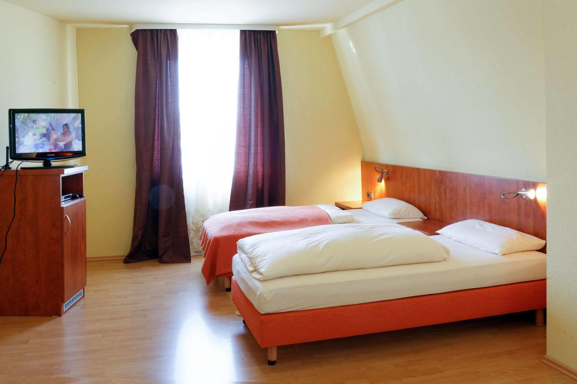 Hotel Alte Fabrik メットマン エクステリア 写真